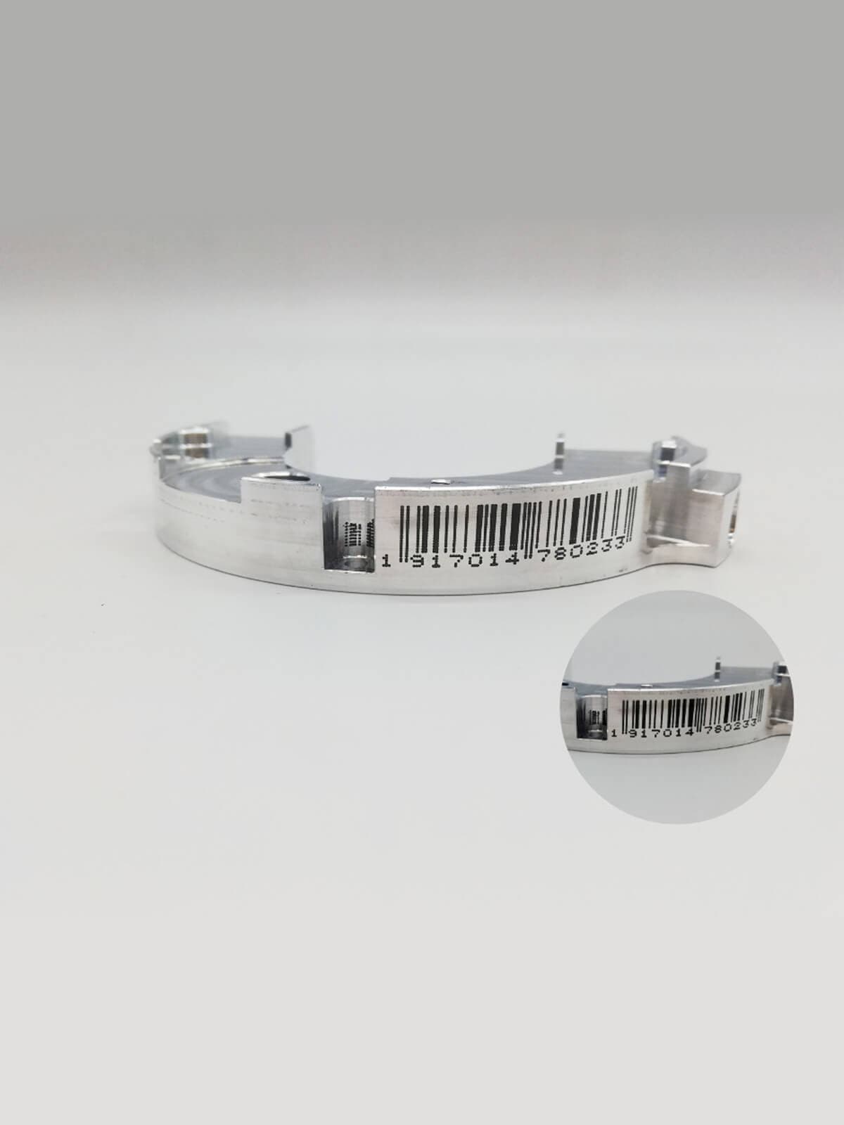 Marcatura barcode su metallo con tecnologia getto d’inchiostro continuo Hitachi